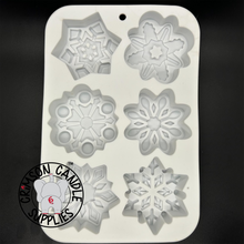 Load image into Gallery viewer, Snowflakes 6 pack Silicone Mold

