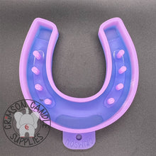 Load image into Gallery viewer, Horseshoe Silicone Mold 5&quot; Wide X 5&quot; Tall x 1&quot; Deep
