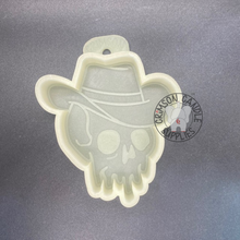 Load image into Gallery viewer, Cowboy Drip Skull with Hat Silicone Mold

