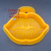Load image into Gallery viewer, Smoochie Lips Silicone Mold  4.25” W x 3” T x 1&quot; deep
