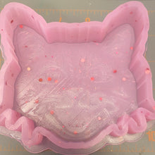 Load image into Gallery viewer, Cat Face Silicone Mold 4.75&quot;wide x 4”tall x 1&quot; deep
