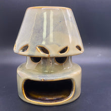 Load image into Gallery viewer, Lampshade Tea Light Oil Burner
