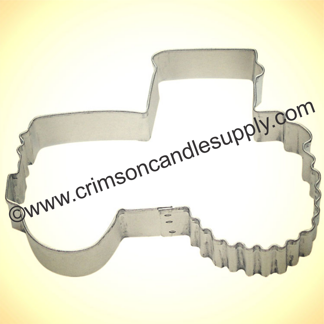 Tractor cookie cutter 4.25 in